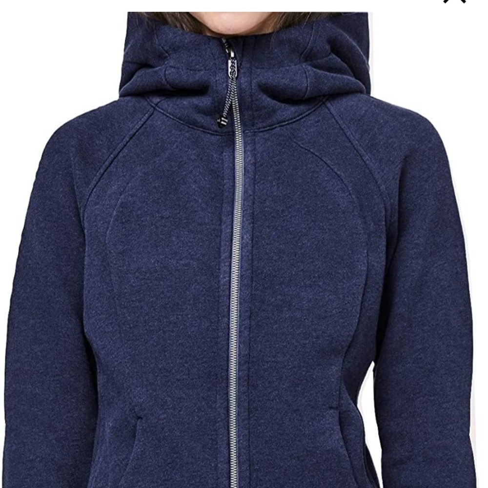 Lululemon Women’s Scuba Hoodie - Navy, Size 4
